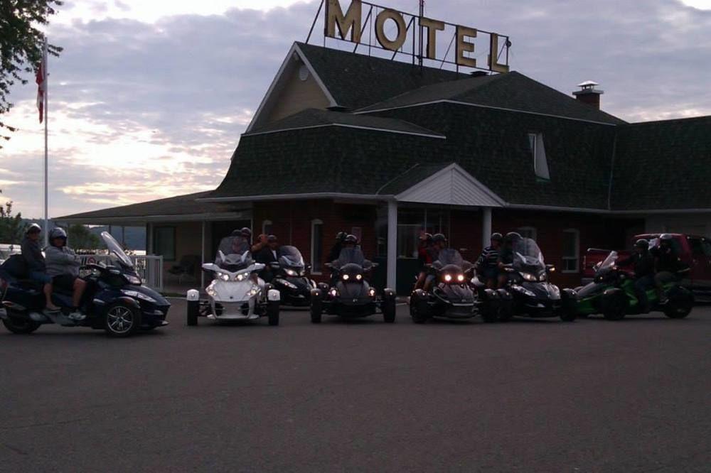 Motel Royal Cabano Zewnętrze zdjęcie