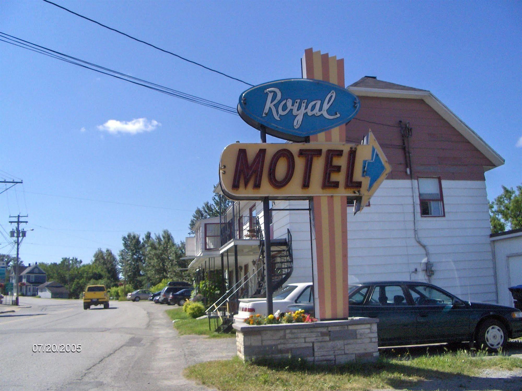 Motel Royal Cabano Zewnętrze zdjęcie